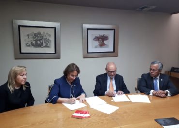 Convenio Marco de Colaboración entre la EIDJ y la Universidad Notarial Argentina